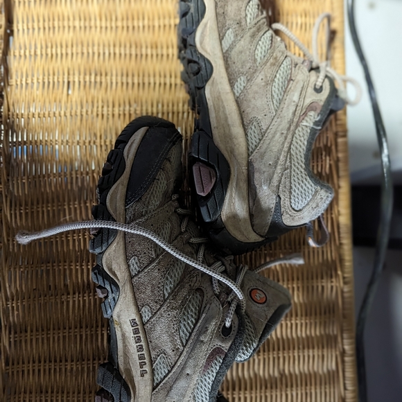 Merrell Moab Women's Hiking Shoes - Picture 4 of 5